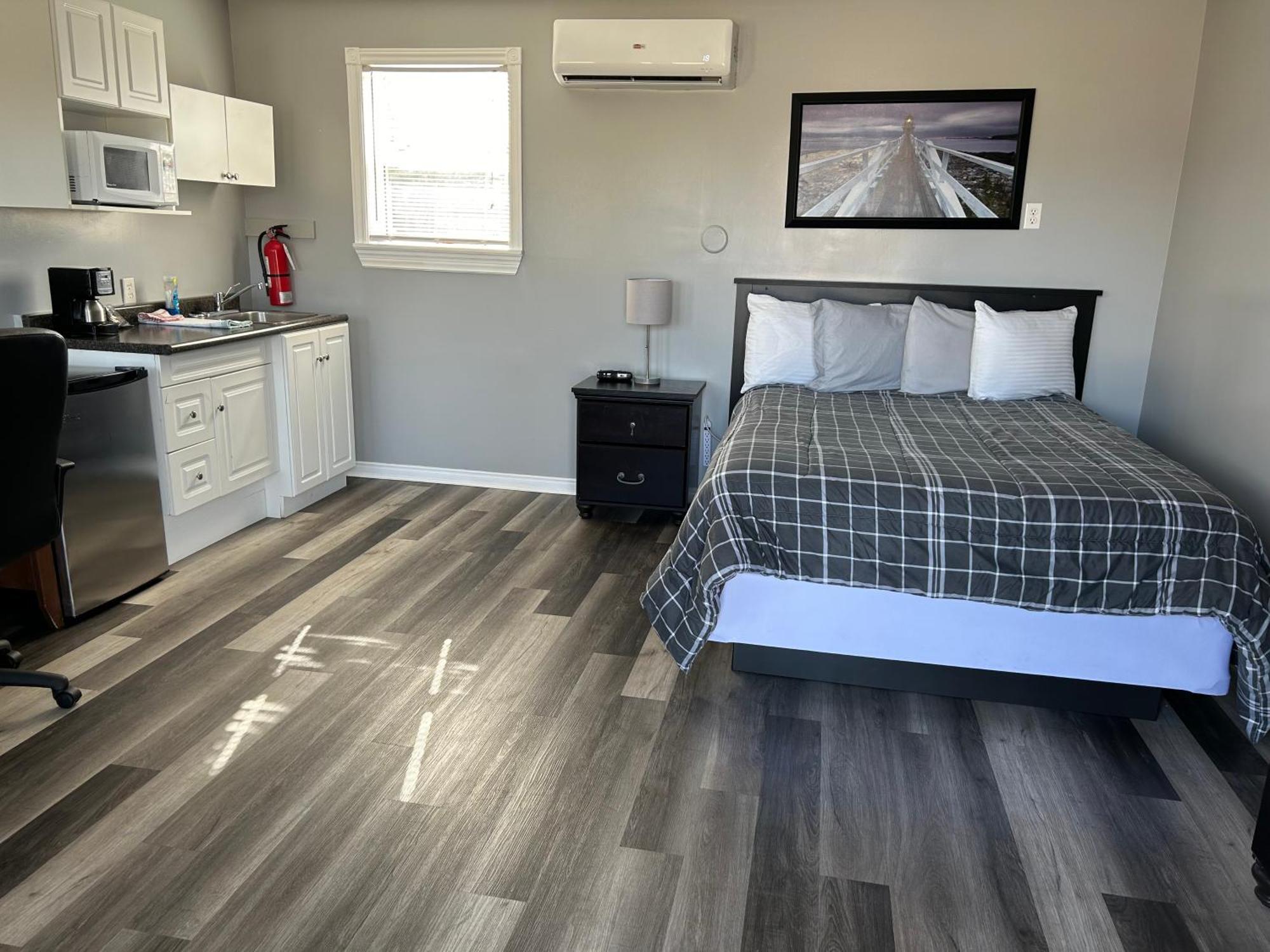 Middleton Motel & Suites Екстериор снимка