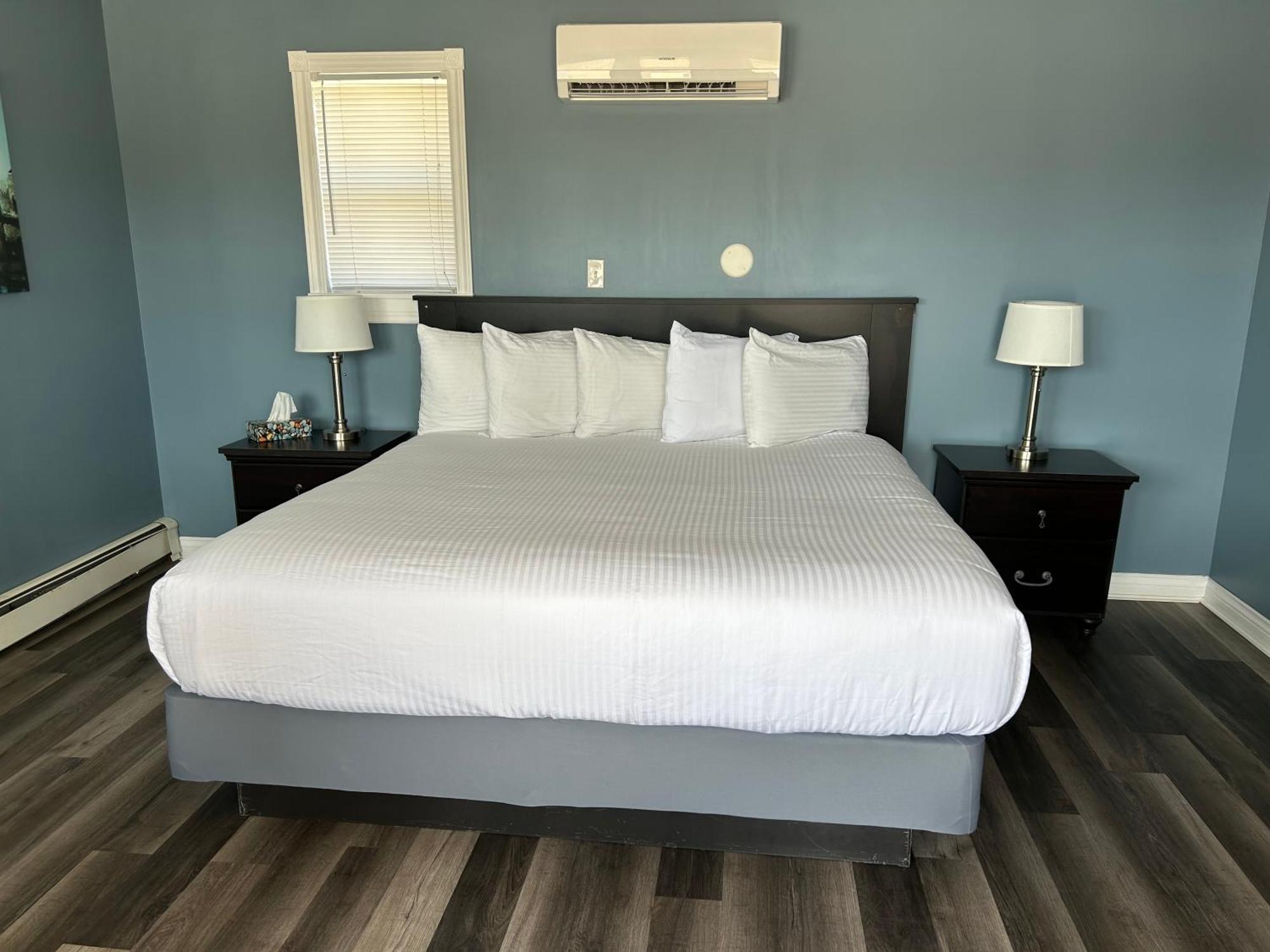 Middleton Motel & Suites Екстериор снимка