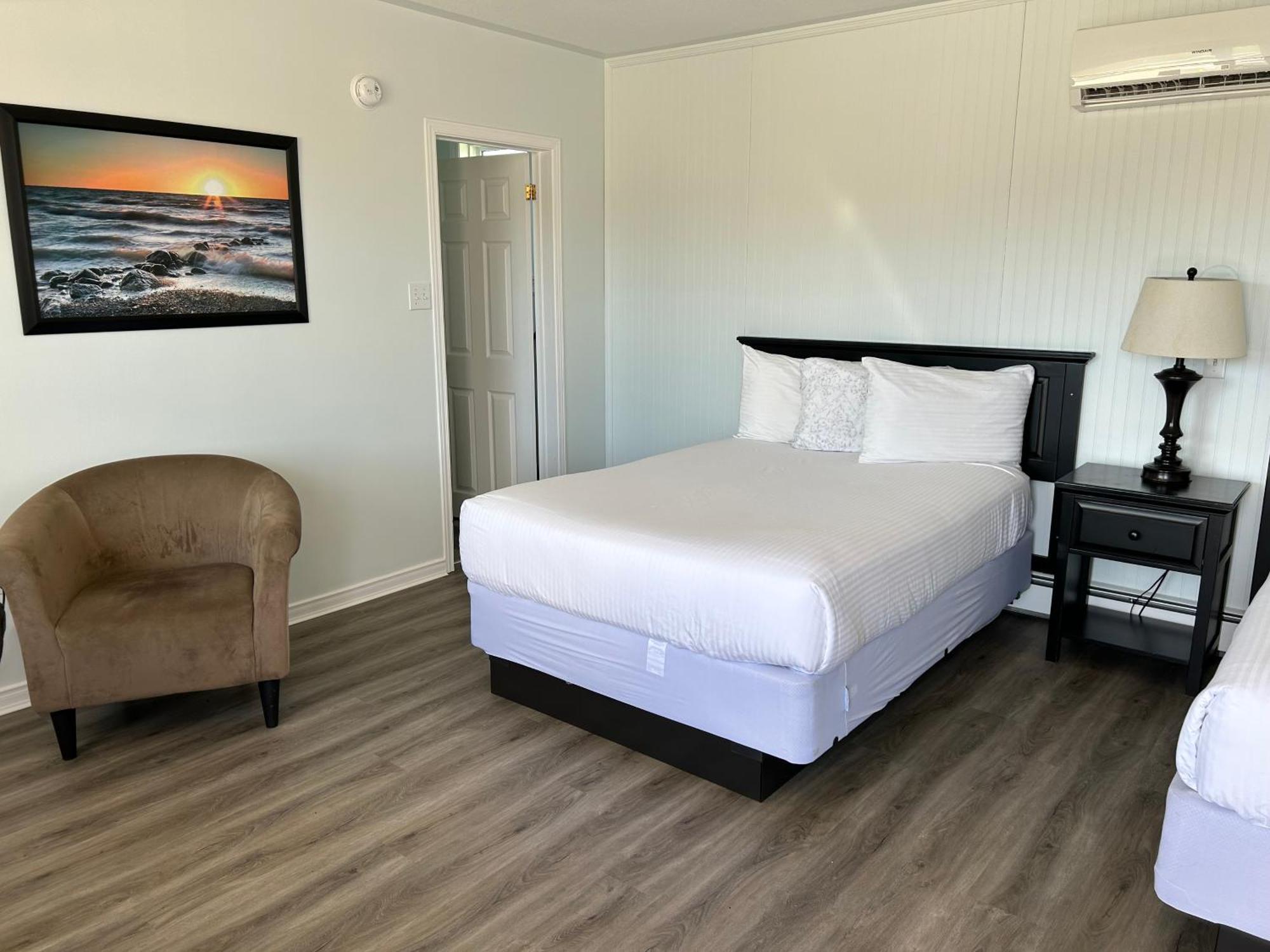 Middleton Motel & Suites Екстериор снимка